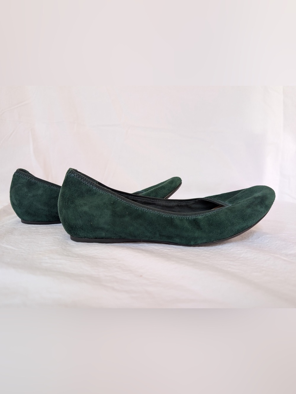 Isaac Mizrahi Classic Women's Suede Ballet Flats - Dark Green